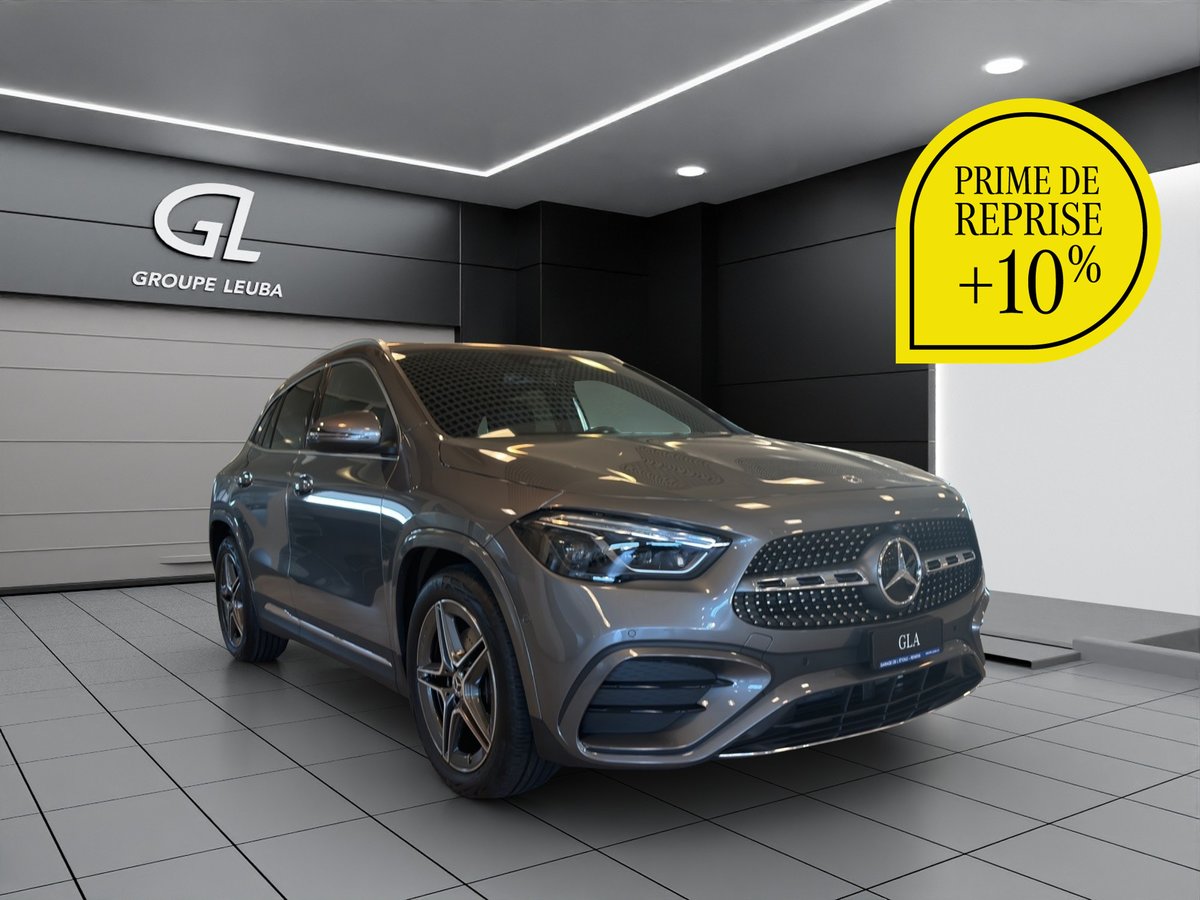 MERCEDES-BENZ GLA 220 4M