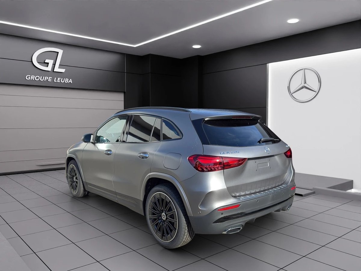 MERCEDES-BENZ GLA 220 4Matic 8G-DCT, Hybride Leggero Benzina/Elettrica, Auto nuove, Automatico - 4