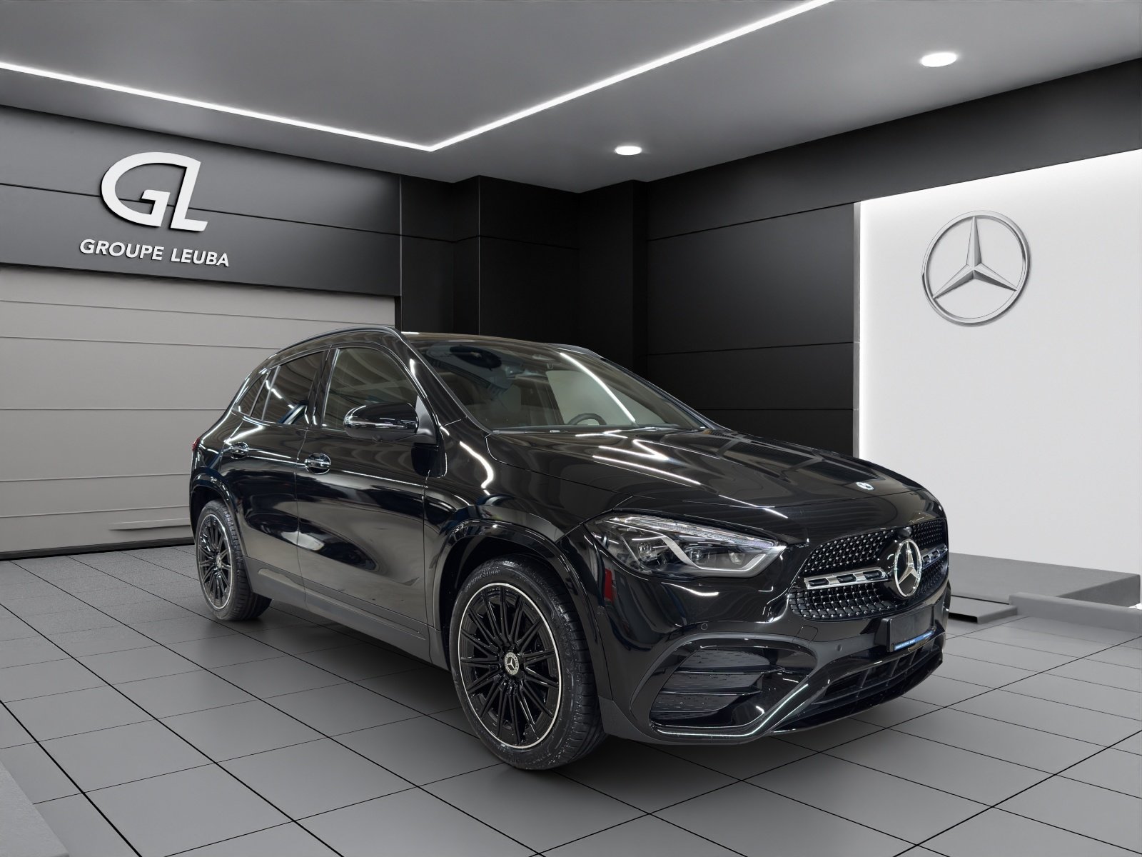 MERCEDES-BENZ GLA 220d 4Matic 8G-DCTSwiss Star