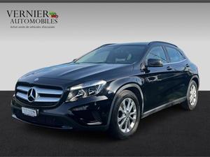 MERCEDES-BENZ GLA 220 CDI Style 4Matic 7G-DCT