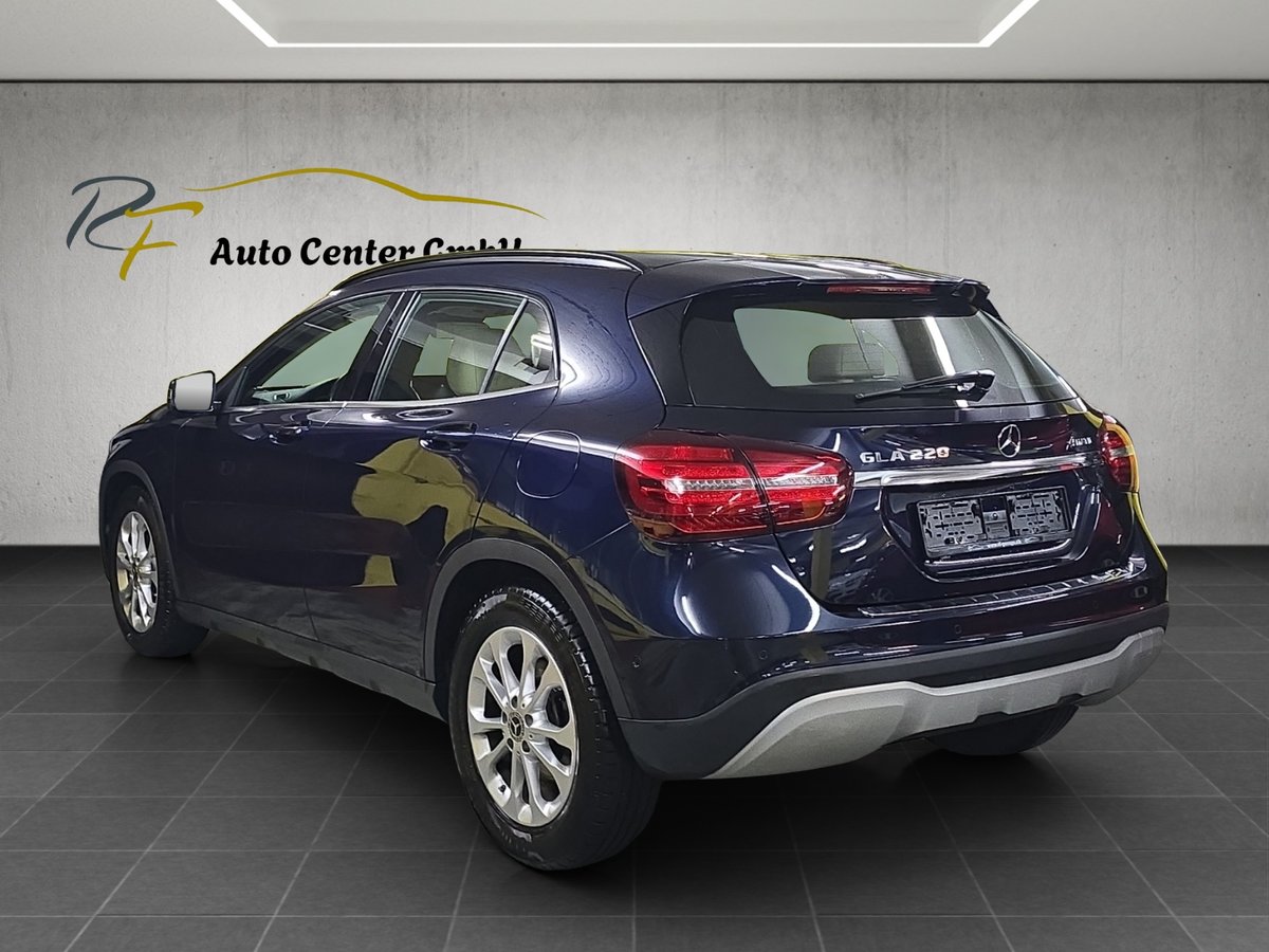 MERCEDES-BENZ GLA 220 Style 4Matic 7G-DCT, Essence, Occasion / Utilisé, Automatique - 5