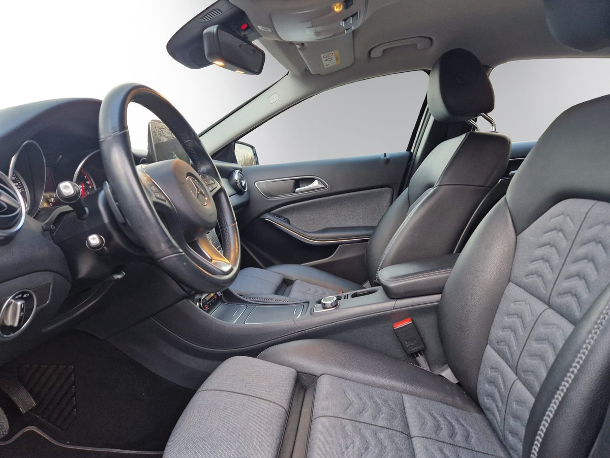 MERCEDES-BENZ GLA 220 Style 4Matic 7G-DCT, Benzina, Occasioni / Usate, Automatico - 4