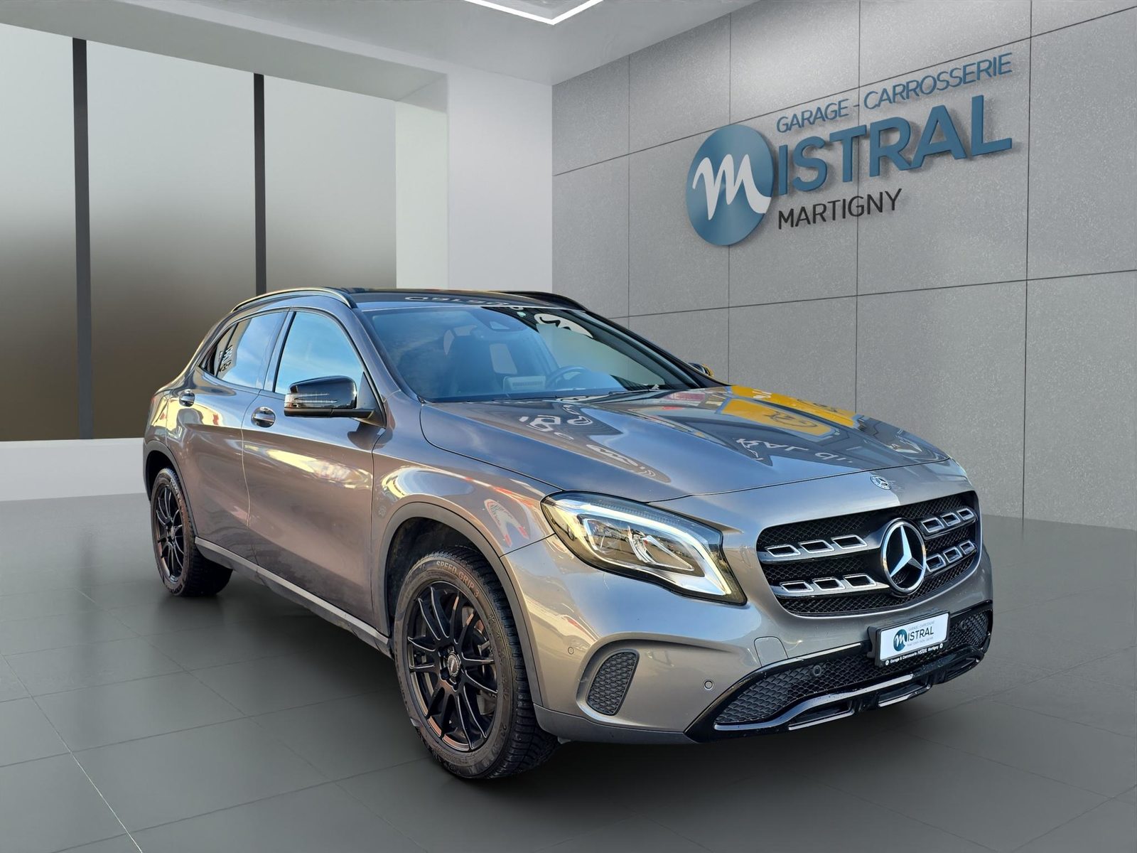 MERCEDES-BENZ GLA 220 4m, Petrol, Second hand / Used, Automatic - 7