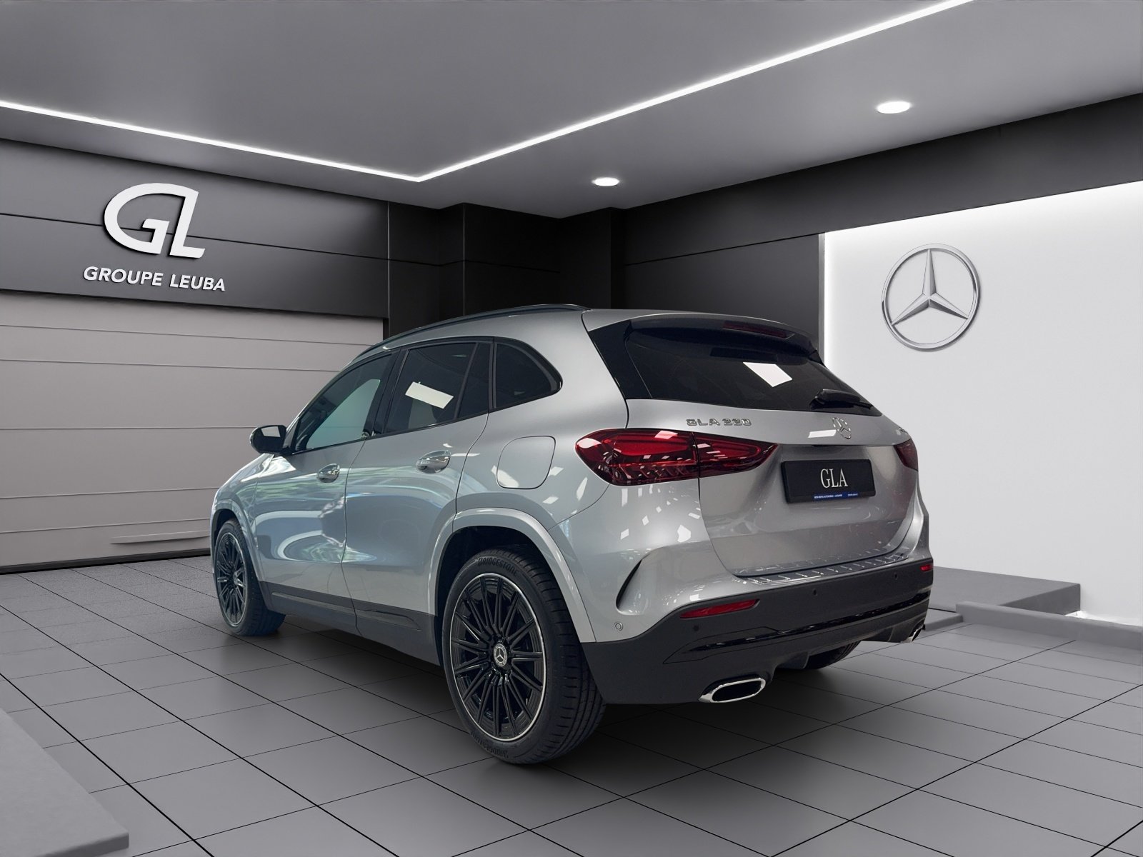 MERCEDES-BENZ GLA 220 4Matic 8G-DCT, Mild-Hybrid Petrol/Electric, Second hand / Used, Automatic - 4