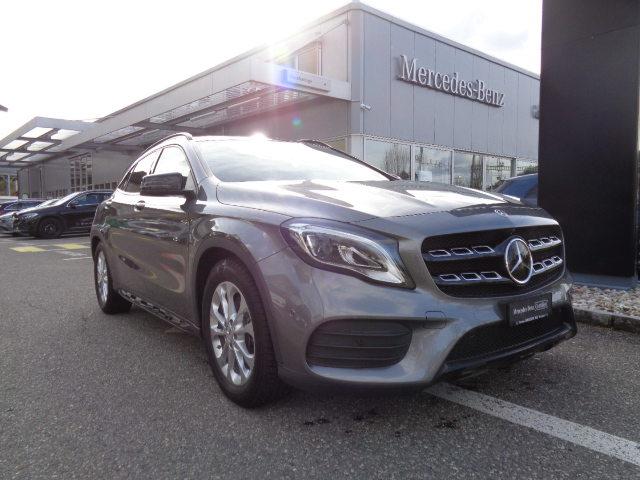 MERCEDES-BENZ GLA 250 AMG Line 4Matic, Petrol, Second hand / Used, Automatic