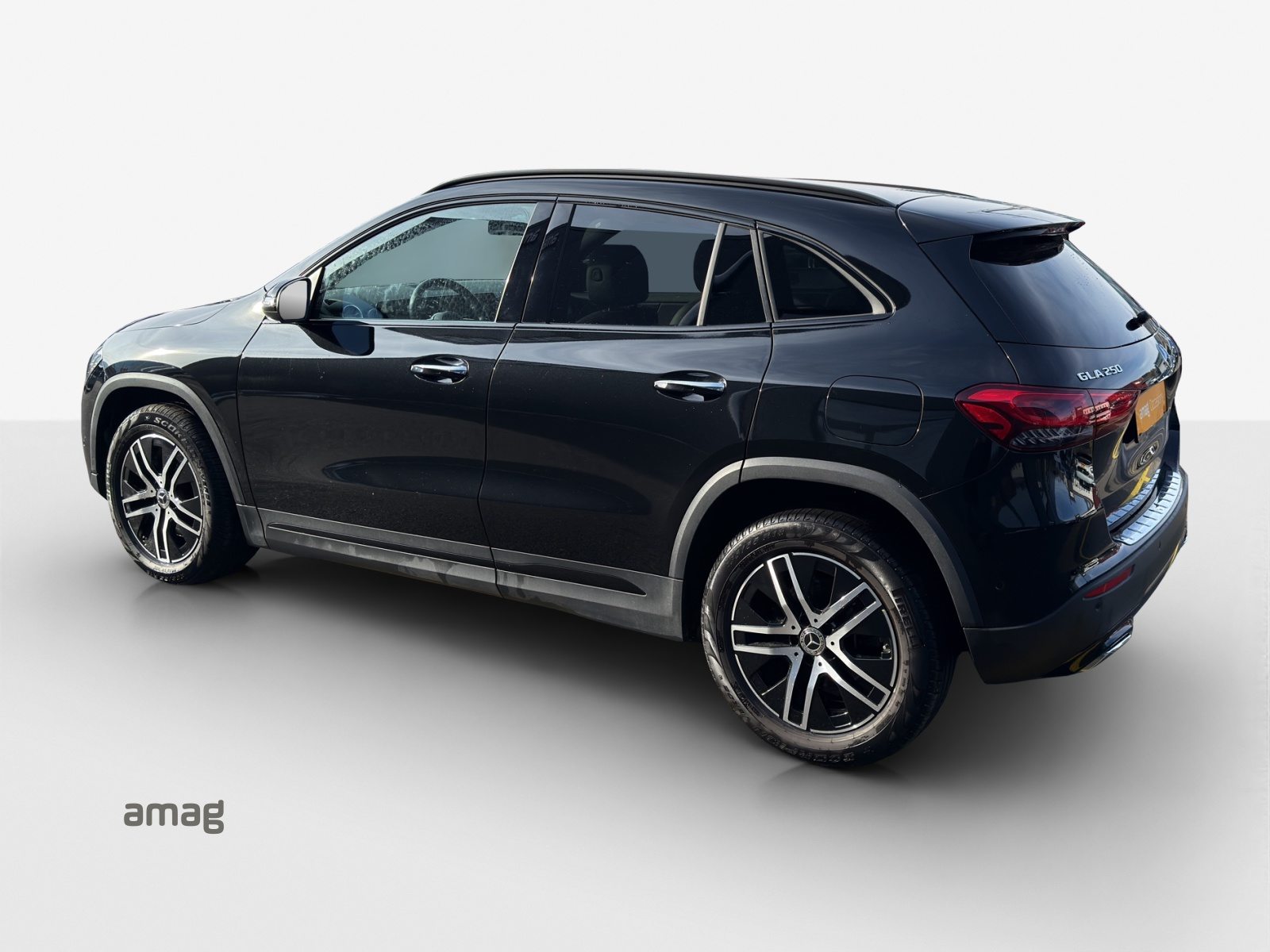 MERCEDES-BENZ GLA 250 Progressive4Matic, Essence, Occasion / Utilisé, Automatique - 3