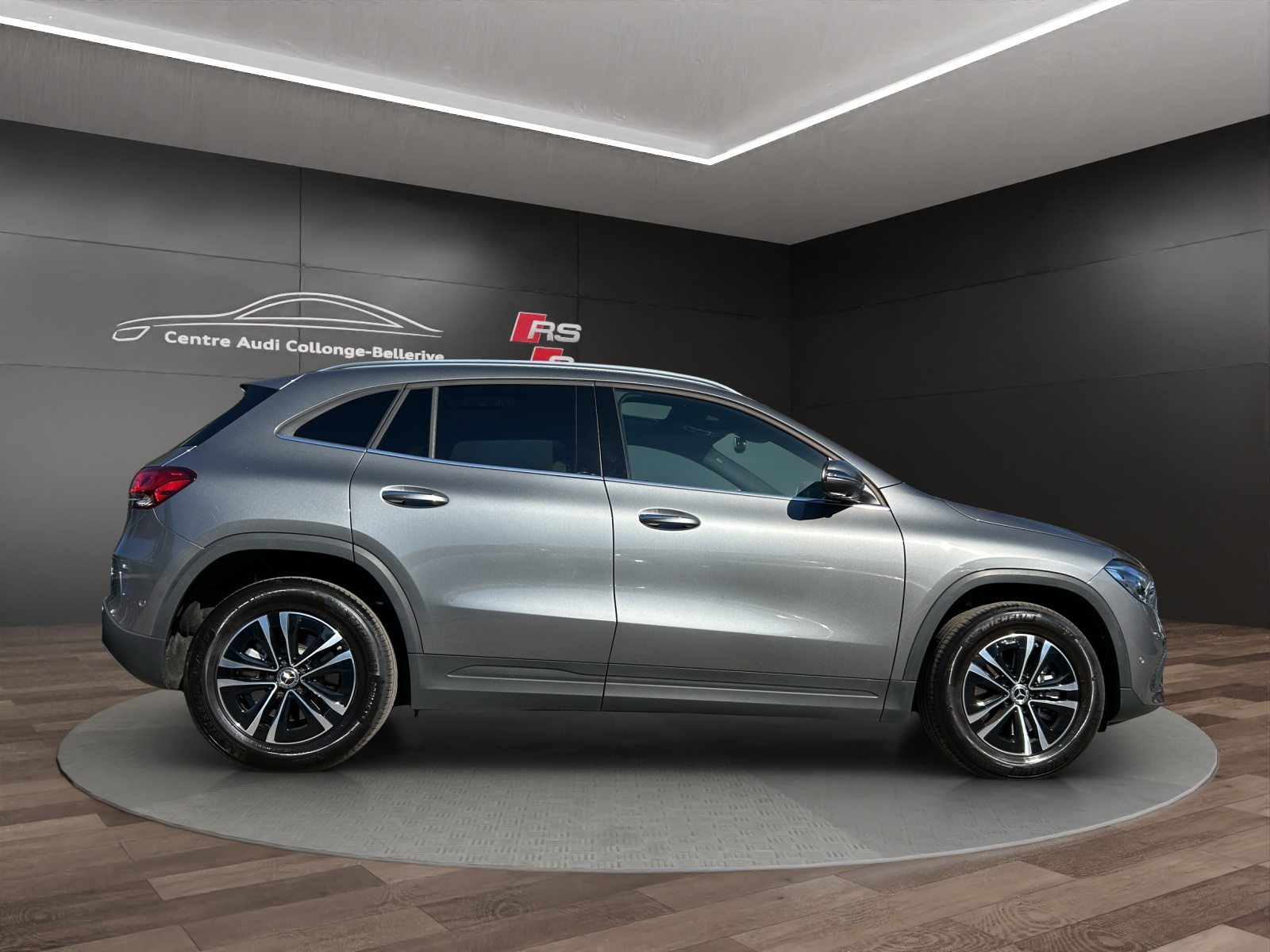 MERCEDES-BENZ GLA 250 Style 4Matic, Petrol, Second hand / Used, Automatic - 7