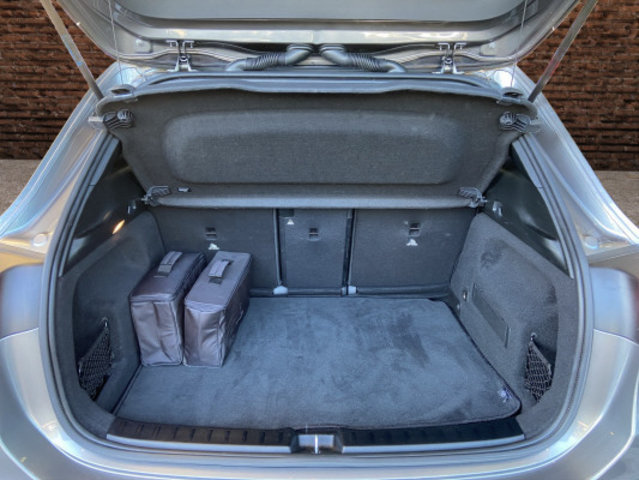 MERCEDES-BENZ GLA 250e AMG Line 8G-DCT, Occasion / Utilisé, Automatique - 7