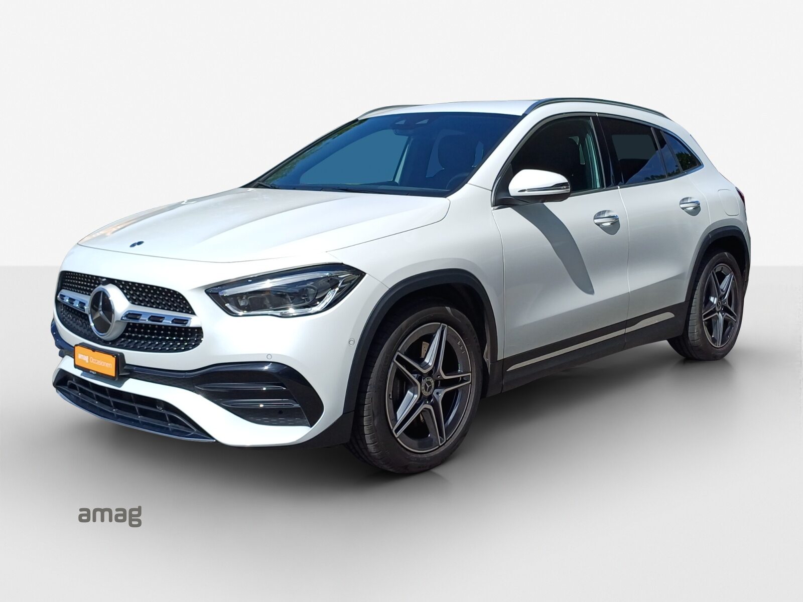 MERCEDES-BENZ GLA 250 AMG Line 4Matic