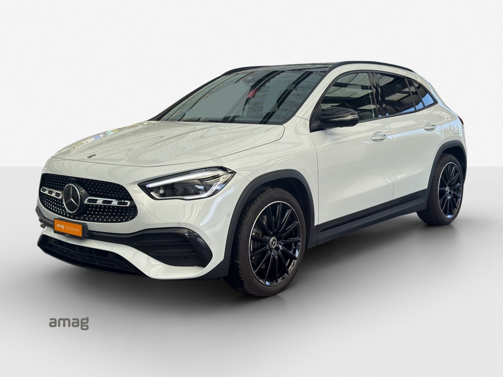 MERCEDES-BENZ GLA 250 AMG Line 4Matic