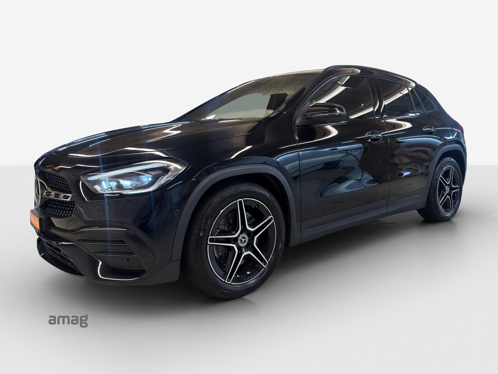 MERCEDES-BENZ GLA 250 AMG Line 4Matic