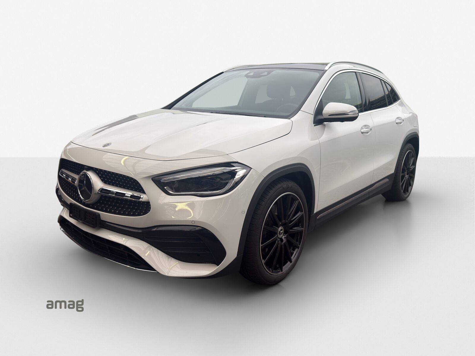 MERCEDES-BENZ GLA 250 AMG Line 4Matic