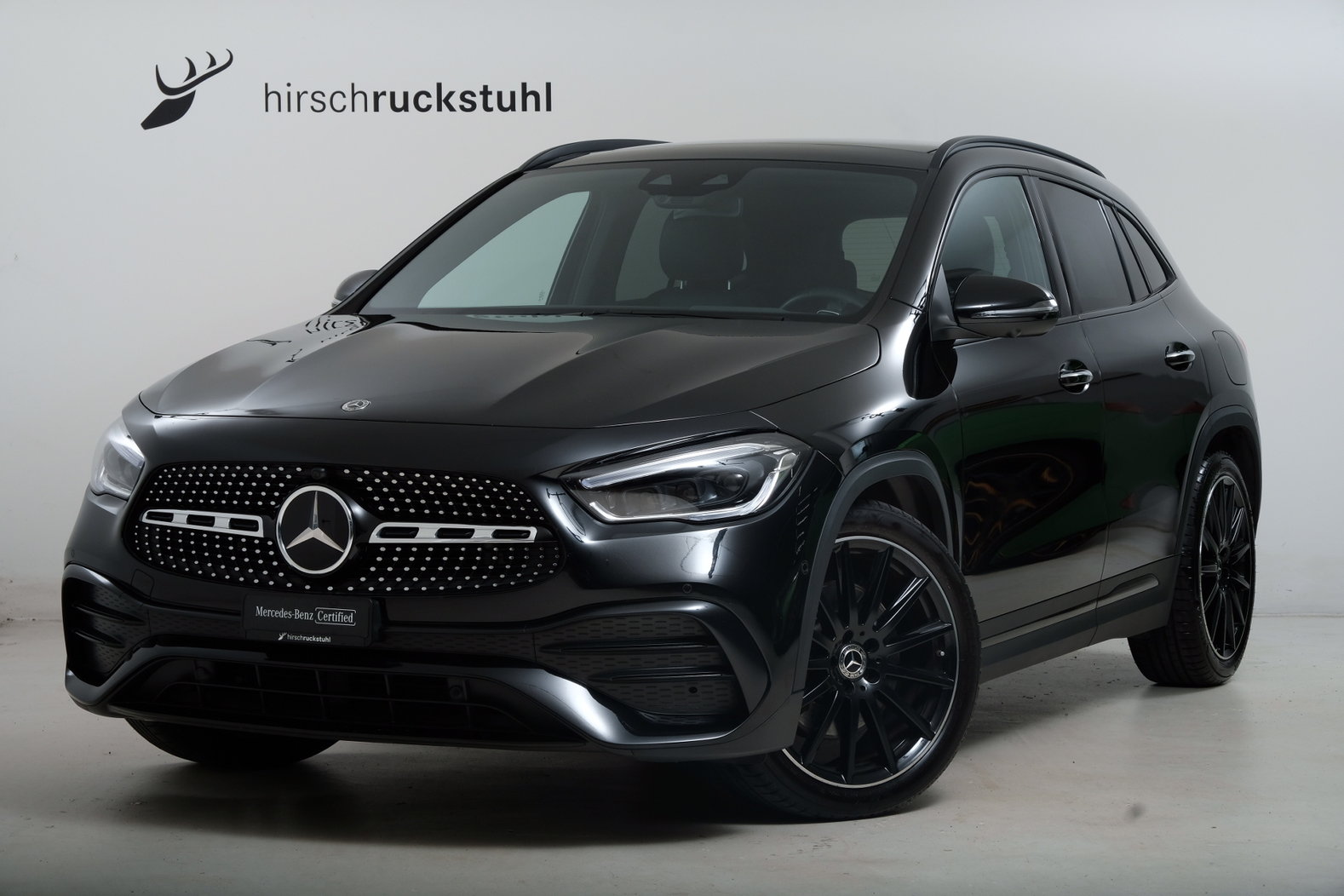 MERCEDES-BENZ GLA 250 AMG Line 4Matic