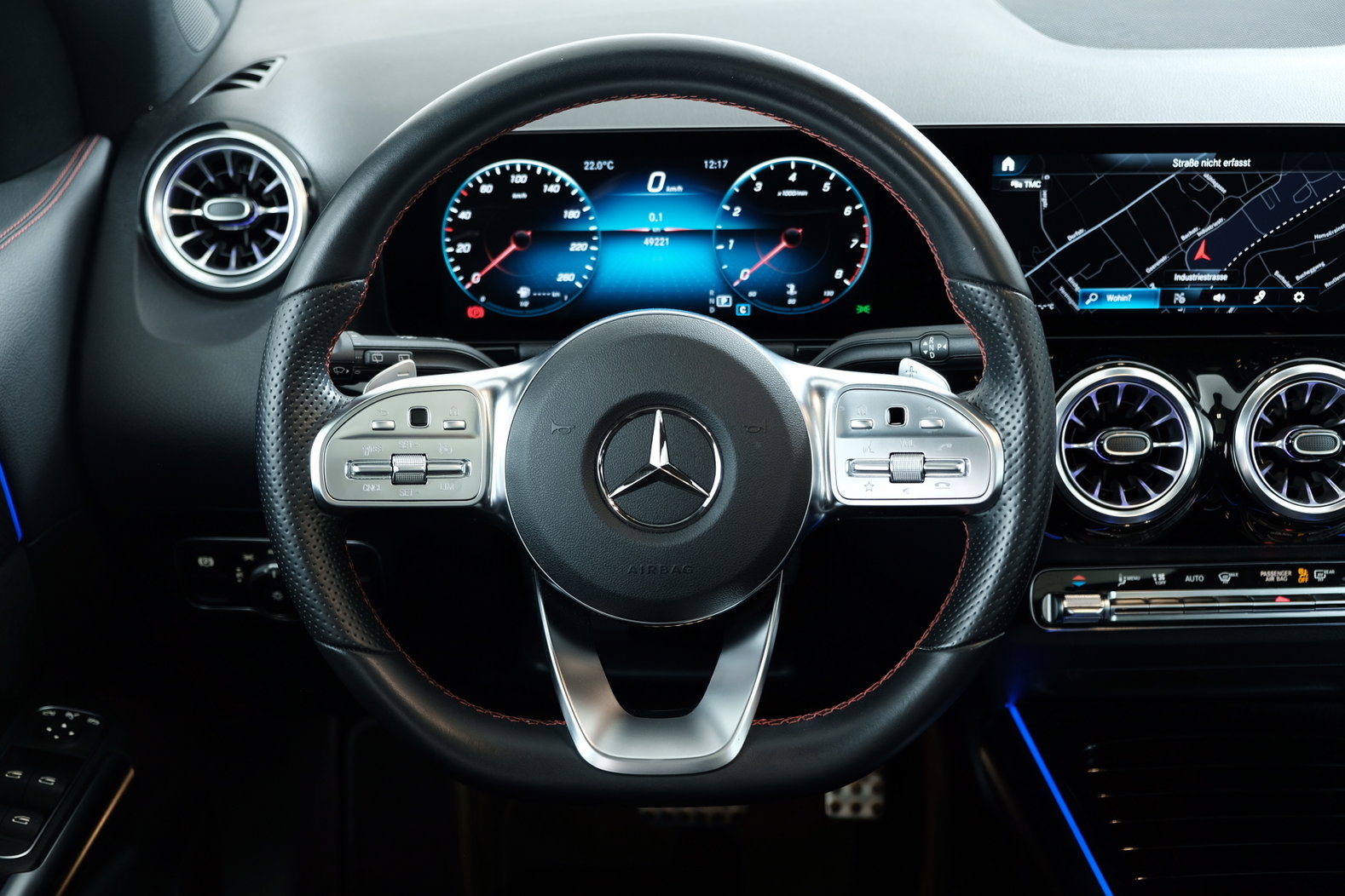 MERCEDES-BENZ GLA 250 AMG Line 4Matic, Petrol, Second hand / Used, Automatic - 7