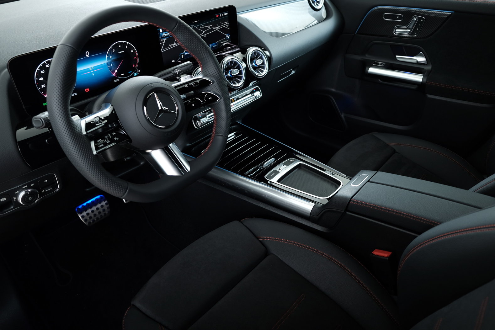MERCEDES-BENZ GLA 250 4Matic Swiss Star, Benzin, Vorführwagen, Automatik - 7