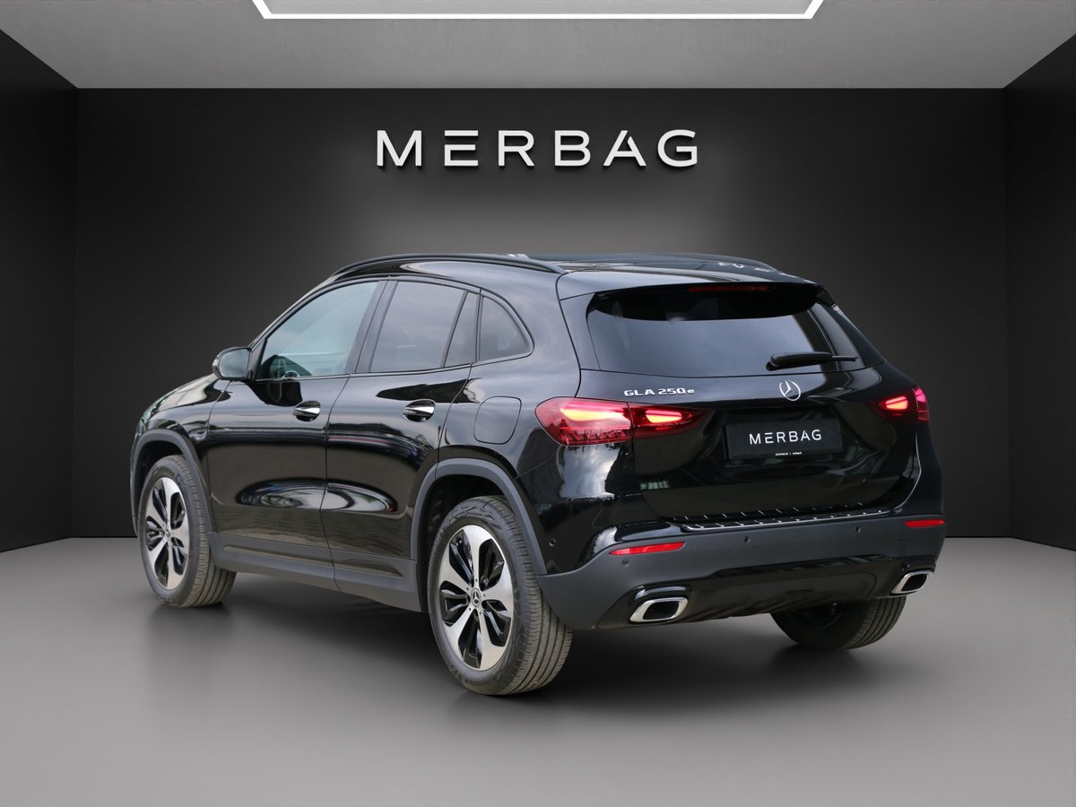 MERCEDES-BENZ GLA 250 e 8G-DCT, Plug-in-Hybrid Benzin/Elektro, Neuwagen, Automatik - 3