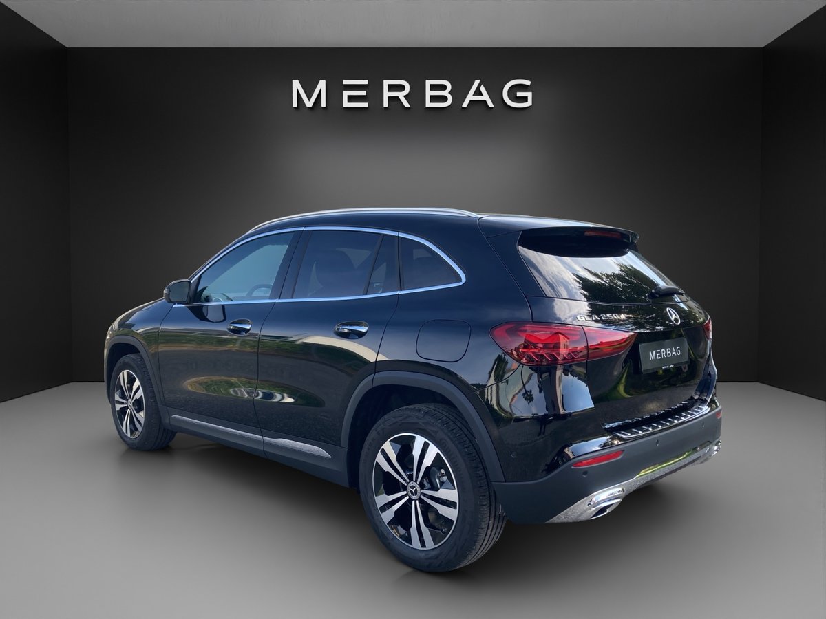 MERCEDES-BENZ GLA 250 e 8G-DCT EQ Star, Plug-in-Hybrid Petrol/Electric, New car, Automatic - 3