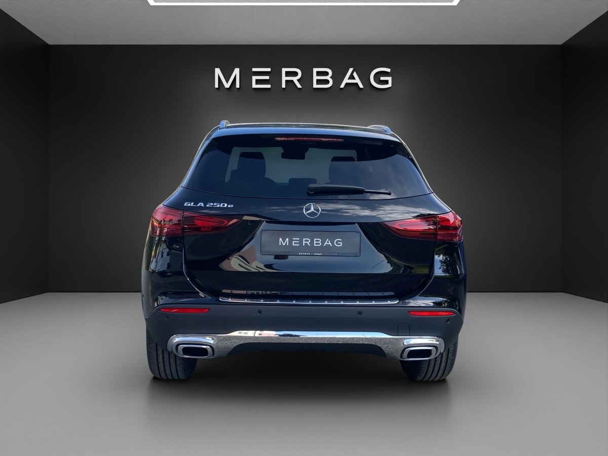 MERCEDES-BENZ GLA 250 e 8G-DCT EQ Star, Plug-in-Hybrid Petrol/Electric, New car, Automatic - 4