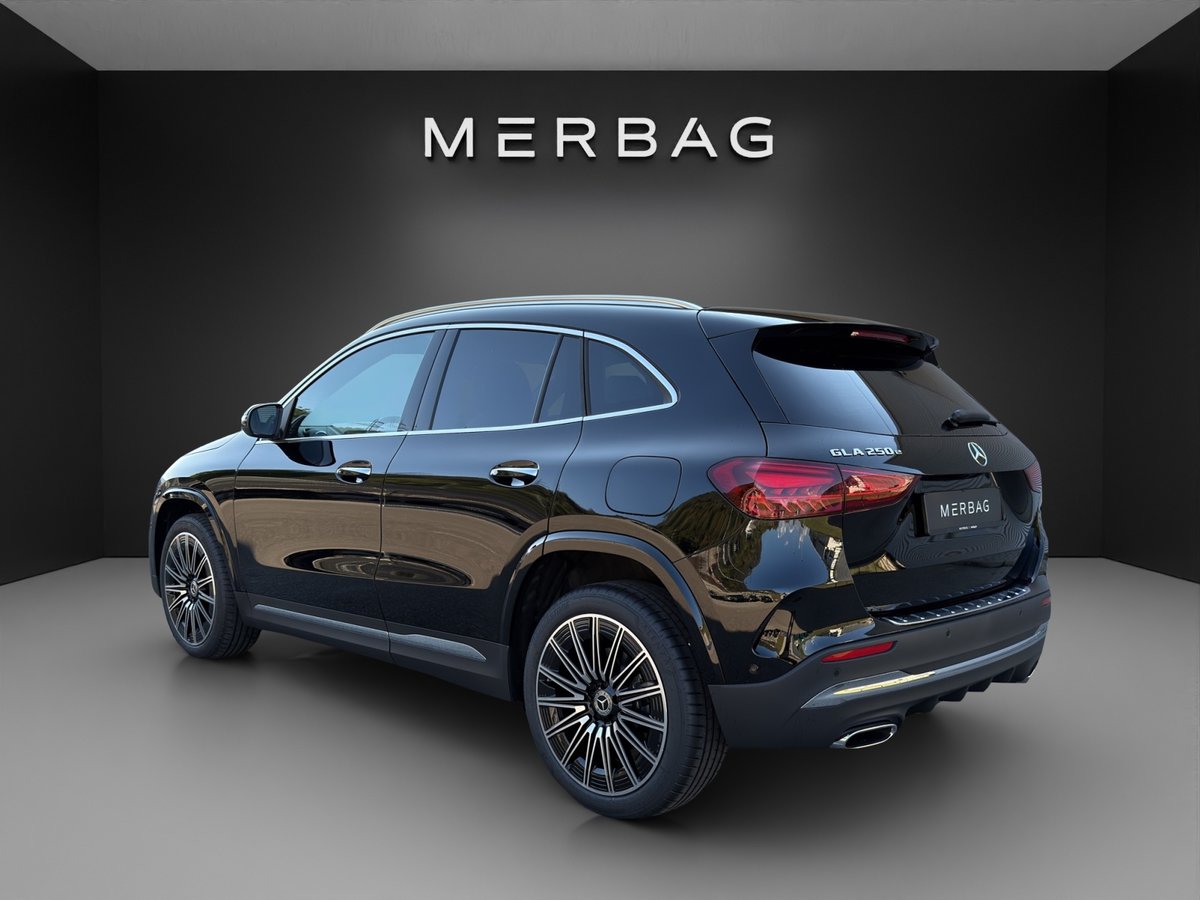 MERCEDES-BENZ GLA 250 e 8G-DCT EQ Star, Plug-in-Hybrid Petrol/Electric, New car, Automatic - 3