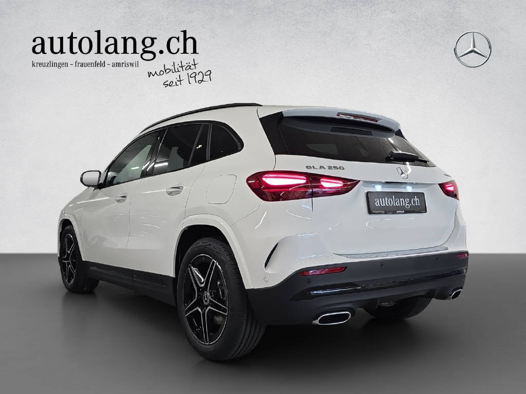 MERCEDES-BENZ GLA 250 AMG Line 4Matic Swiss Star, Hybride Leggero Benzina/Elettrica, Auto nuove, Automatico - 3