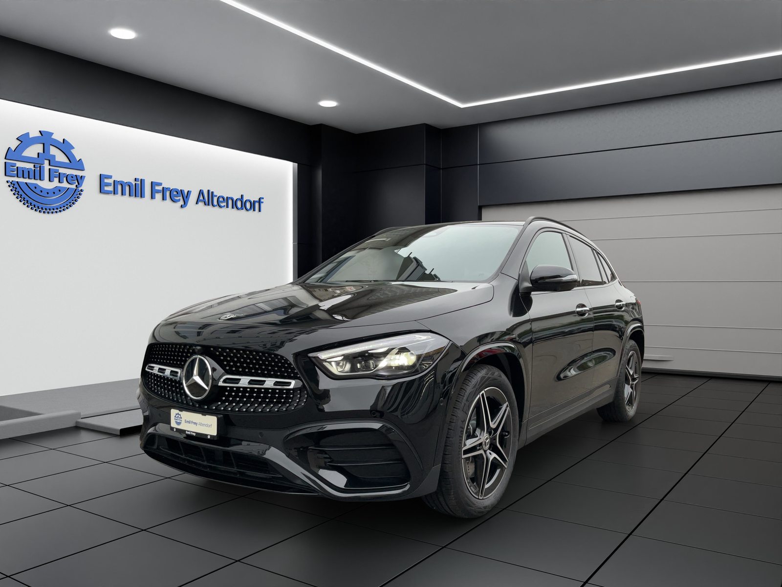 MERCEDES-BENZ GLA 250 4MATIC Swiss Star AMG Line