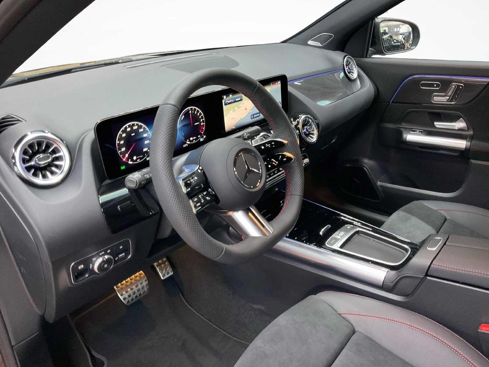 MERCEDES-BENZ GLA 250 e EQ Star AMG Line, Hybride Rechargeable Essence/Électricité, Voiture nouvelle, Automatique - 5