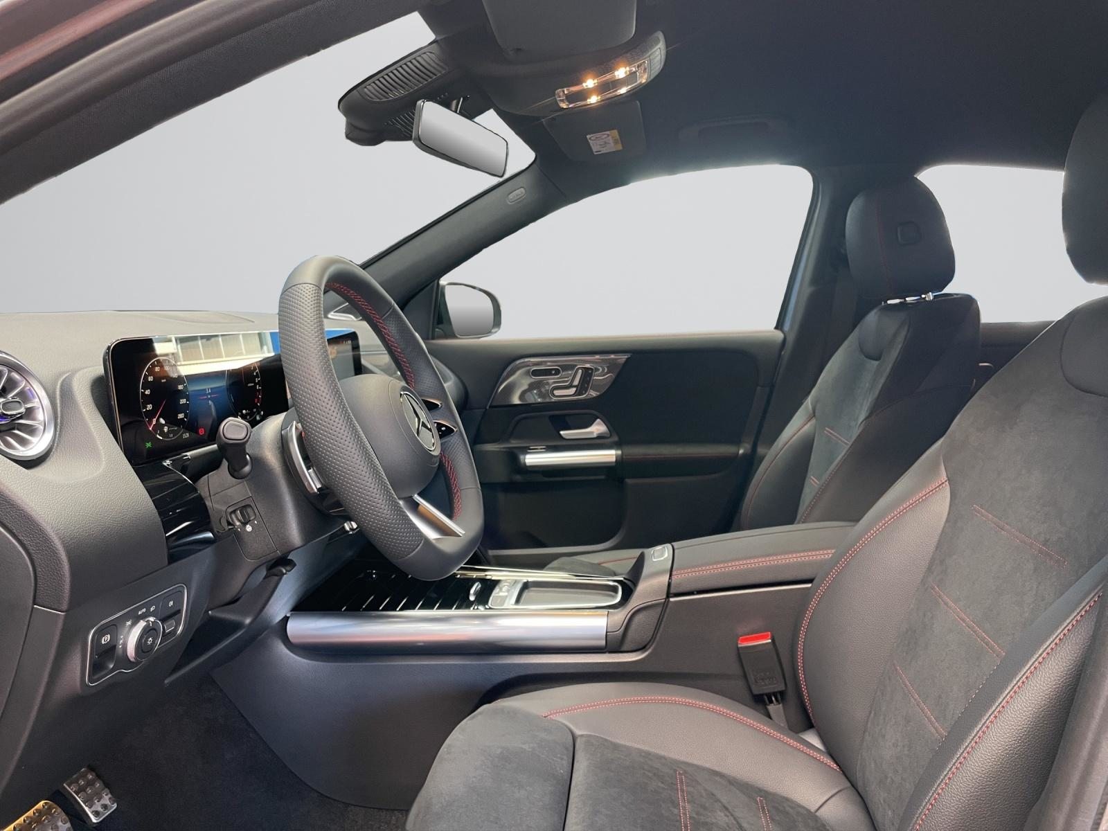 MERCEDES-BENZ GLA 250 e EQ Star AMG Line, Hybride Rechargeable Essence/Électricité, Voiture nouvelle, Automatique - 4
