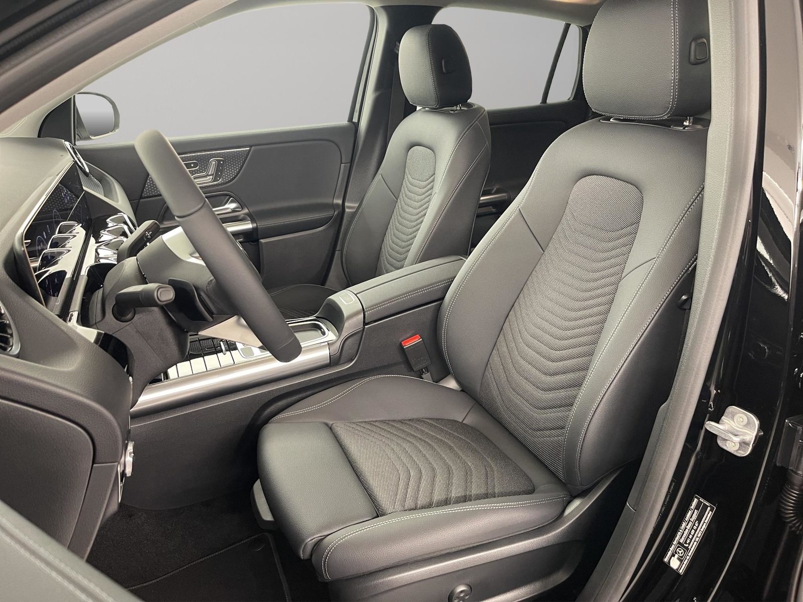 MERCEDES-BENZ GLA 250 e EQ Star Progressive, Plug-in-Hybrid Benzin/Elektro, Neuwagen, Automatik - 6
