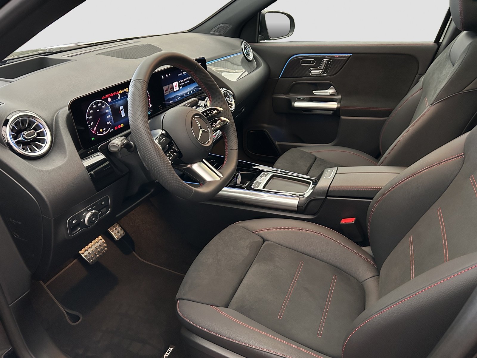 MERCEDES-BENZ GLA 250 4Matic 8G-DCT Swiss Star - AHK - Head-, Mild-Hybrid Benzin/Elektro, Neuwagen, Automatik - 6