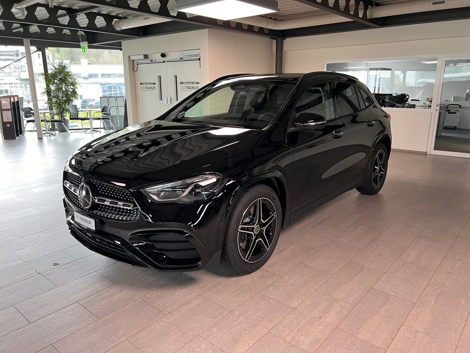 MERCEDES-BENZ GLA 250 4Matic 8G-DCT Swiss Star, Mild-Hybrid Benzin/Elektro, Neuwagen, Automatik - 4
