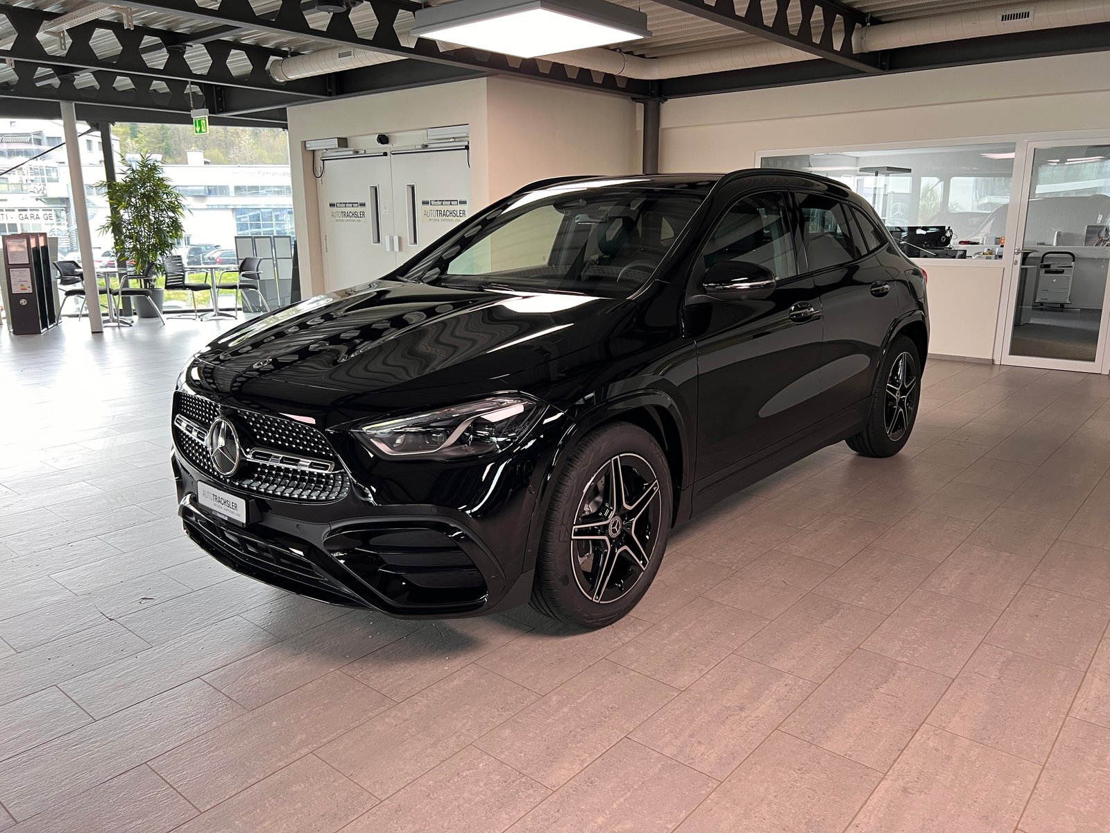 MERCEDES-BENZ GLA 250 4Matic 8G-DCT Swiss Star, Mild-Hybrid Petrol/Electric, New car, Automatic - 4