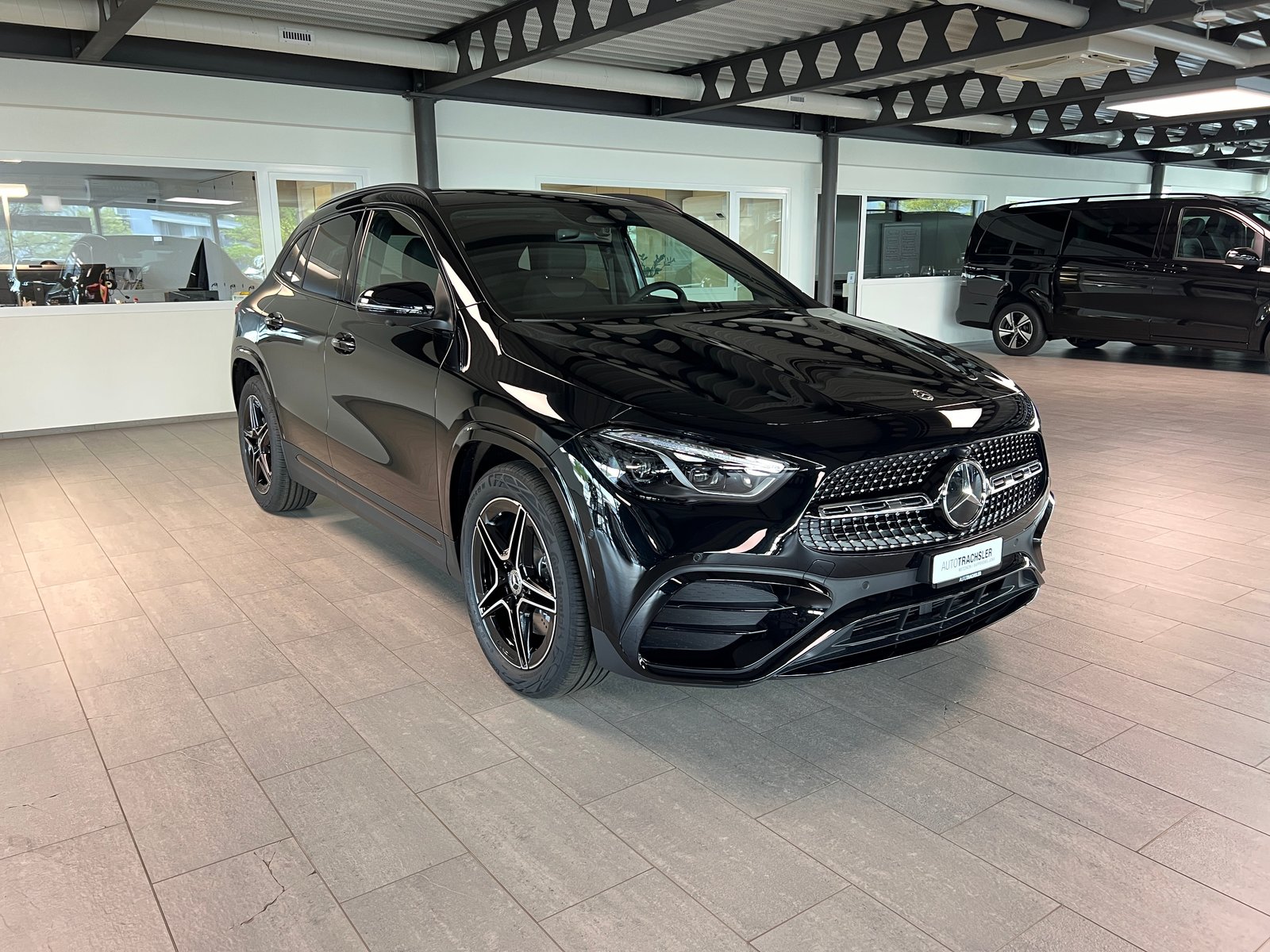 MERCEDES-BENZ GLA 250 4Matic 8G-DCT Swiss Star, Mild-Hybrid Petrol/Electric, New car, Automatic - 3
