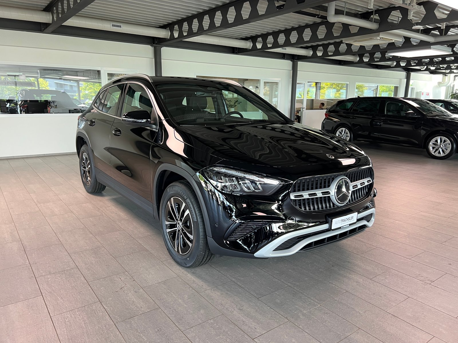 MERCEDES-BENZ GLA 250 e EQ Star 8G-DCT, Plug-in-Hybrid Petrol/Electric, New car, Automatic - 3