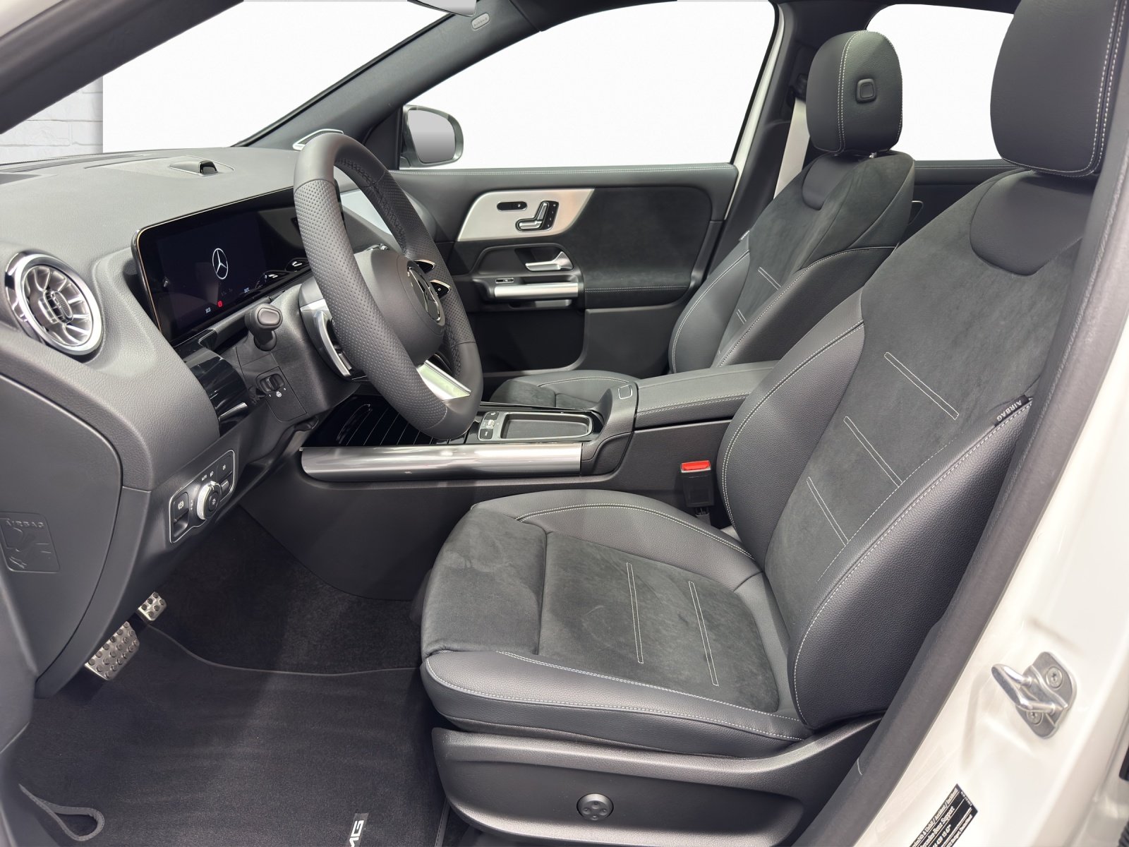 MERCEDES-BENZ GLA 250 Swiss Star, Hybride Leggero Benzina/Elettrica, Auto nuove, Automatico - 7