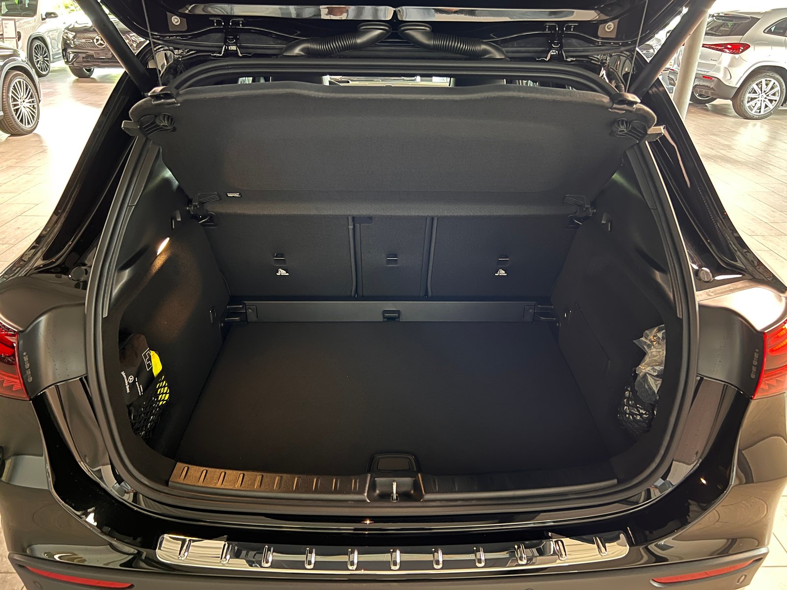 MERCEDES-BENZ GLA 250 4Matic 8G-DCT Swiss Star, Mild-Hybrid Benzin/Elektro, Neuwagen, Automatik - 7