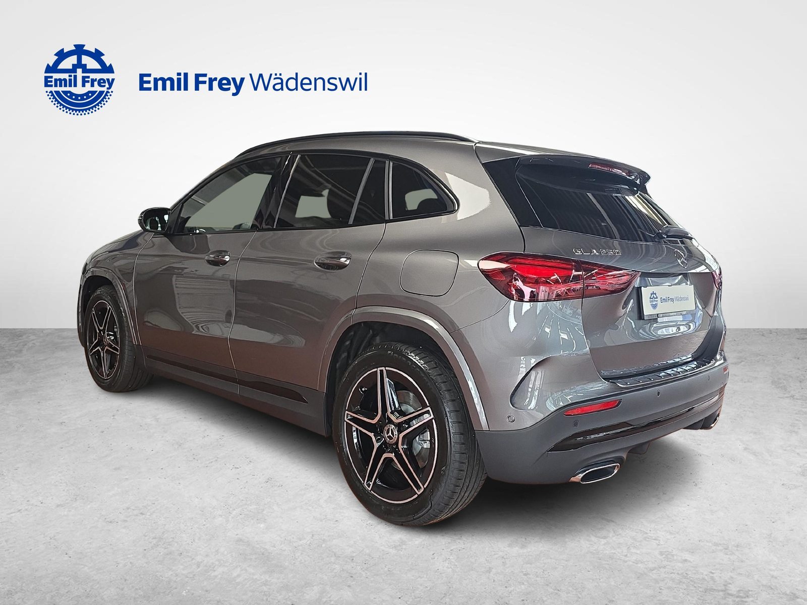 MERCEDES-BENZ GLA 250 4MATIC Swiss Star, Mild-Hybrid Petrol/Electric, New car, Automatic - 3