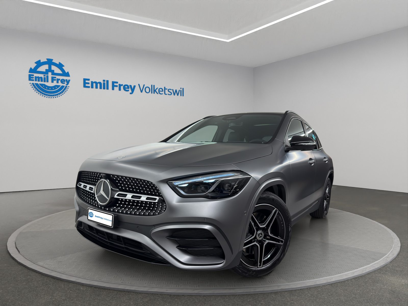 MERCEDES-BENZ GLA 250 Swiss Star AMG Line 4matic