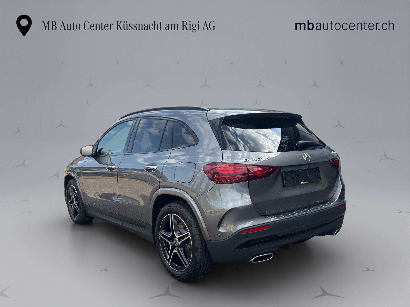 MERCEDES-BENZ GLA 250 Swiss Star AMG Line 4matic, Mild-Hybrid Petrol/Electric, New car, Automatic - 4