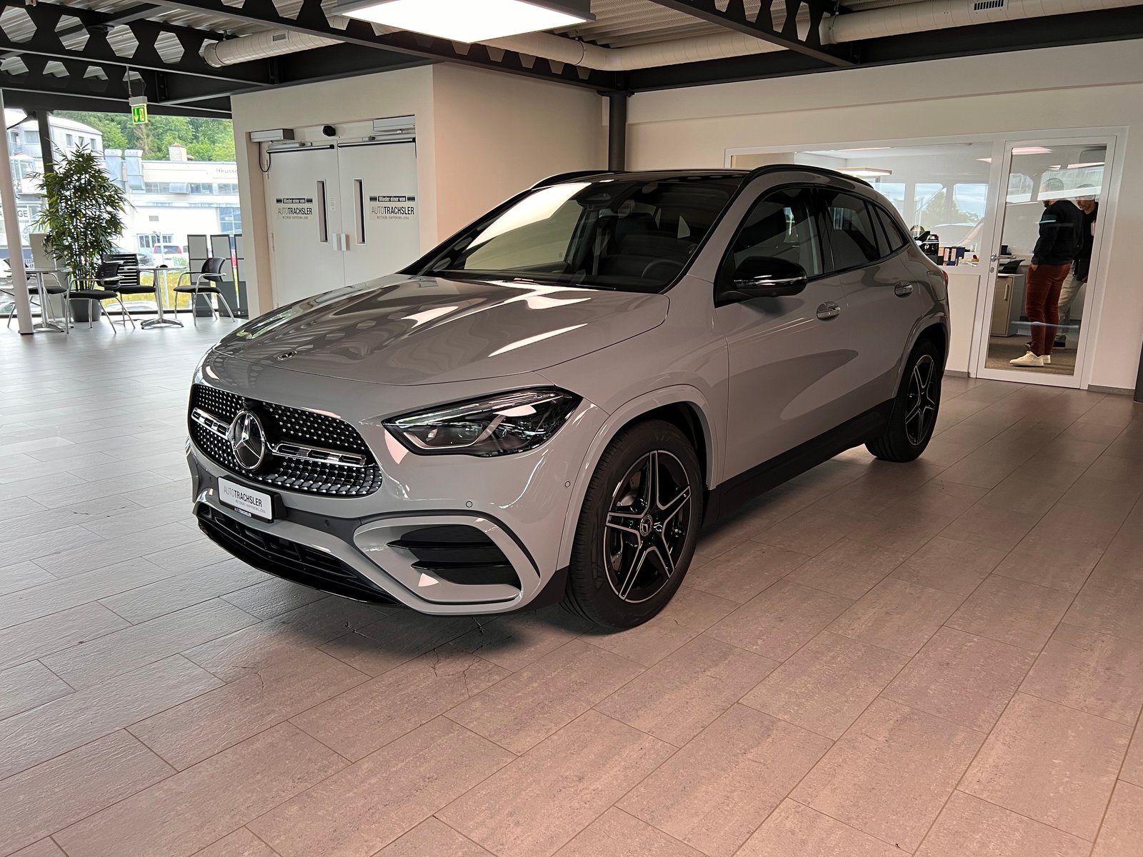MERCEDES-BENZ GLA 250 4Matic 8G-DCT Swiss Star, Mild-Hybrid Benzin/Elektro, Neuwagen, Automatik - 4