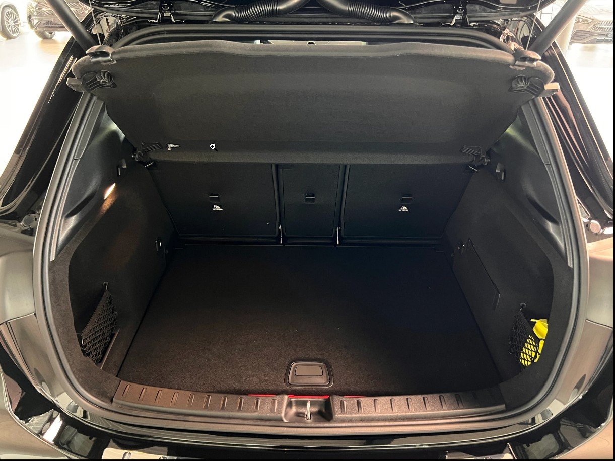 MERCEDES-BENZ GLA 250 e EQ Star 8G-DCT, Plug-in-Hybrid Benzina/Elettrica, Auto nuove, Automatico - 7