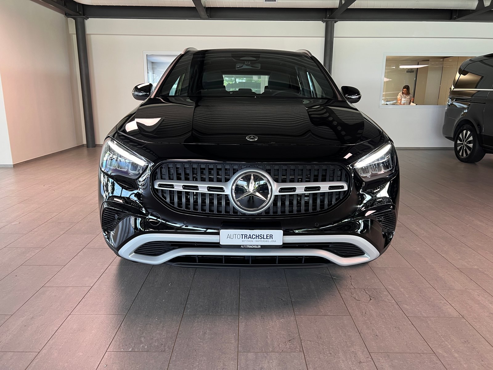 MERCEDES-BENZ GLA 250 e EQ Star 8G-DCT, Plug-in-Hybrid Benzin/Elektro, Neuwagen, Automatik - 2