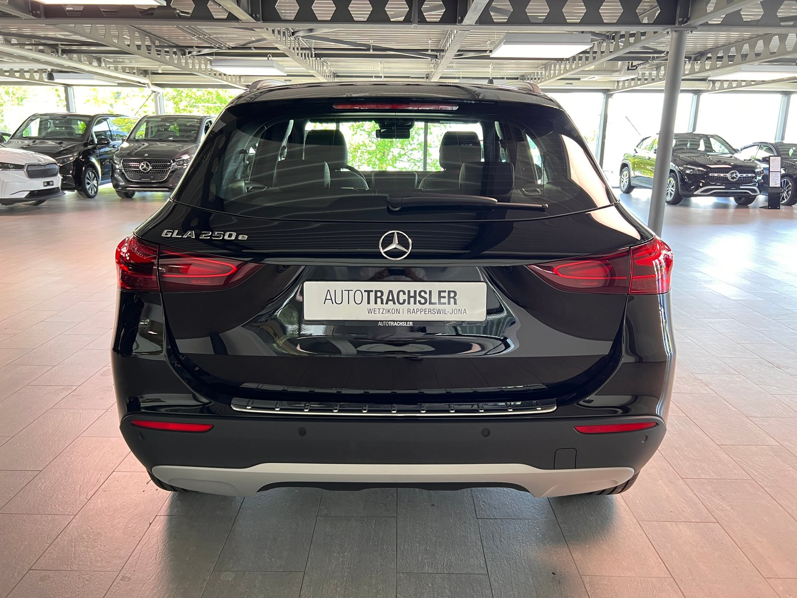 MERCEDES-BENZ GLA 250 e EQ Star 8G-DCT, Plug-in-Hybrid Benzin/Elektro, Neuwagen, Automatik - 5