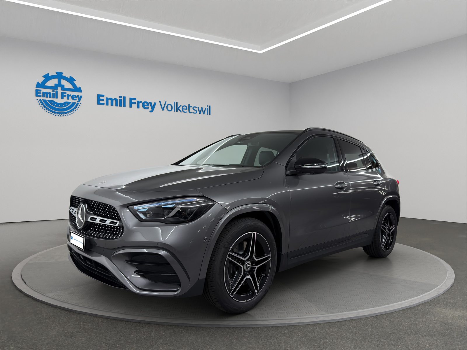 MERCEDES-BENZ GLA 250 Swiss Star AMG Line 4matic