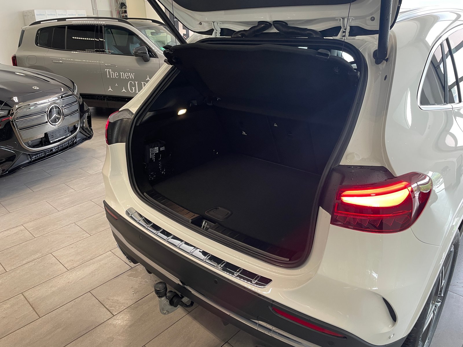 MERCEDES-BENZ GLA 250 4Matic 8G-DCT AMG Line Swiss Star, Hybride Léger Essence/Électricité, Voiture nouvelle, Automatique - 7