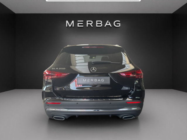 MERCEDES-BENZ GLA 250 4Matic Swiss Star, Hybride Leggero Benzina/Elettrica, Auto nuove, Automatico - 5