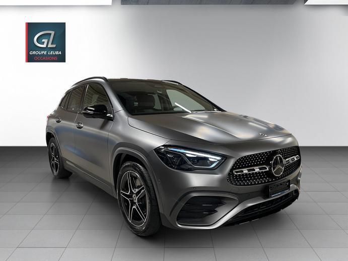MERCEDES-BENZ GLA 250 4Matic 8G-DCT Swiss Star, Hybride Leggero Benzina/Elettrica, Auto nuove, Automatico