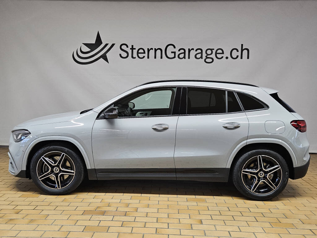 MERCEDES-BENZ GLA 250 4Matic AMG Line Swiss Star, Hybride Leggero Benzina/Elettrica, Auto nuove, Automatico - 2