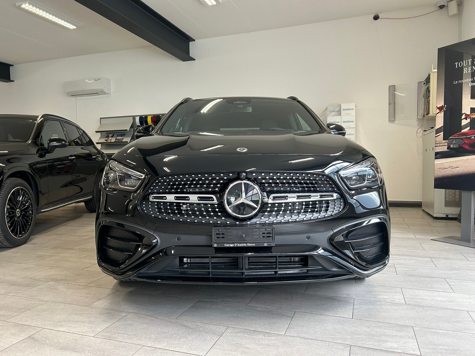MERCEDES-BENZ GLA 250 4Matic AMG Line Swiss Star, Mild-Hybrid Benzin/Elektro, Neuwagen, Automatik - 2