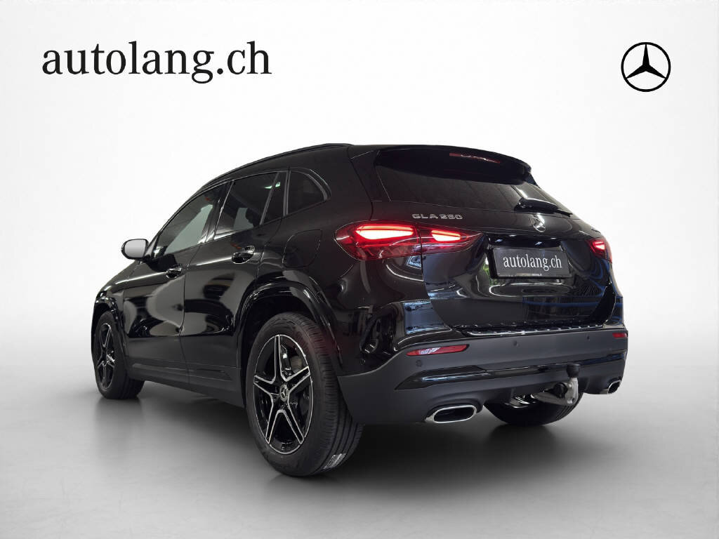 MERCEDES-BENZ GLA 250 AMG Line 4Matic Swiss Star, Mild-Hybrid Petrol/Electric, New car, Automatic - 4