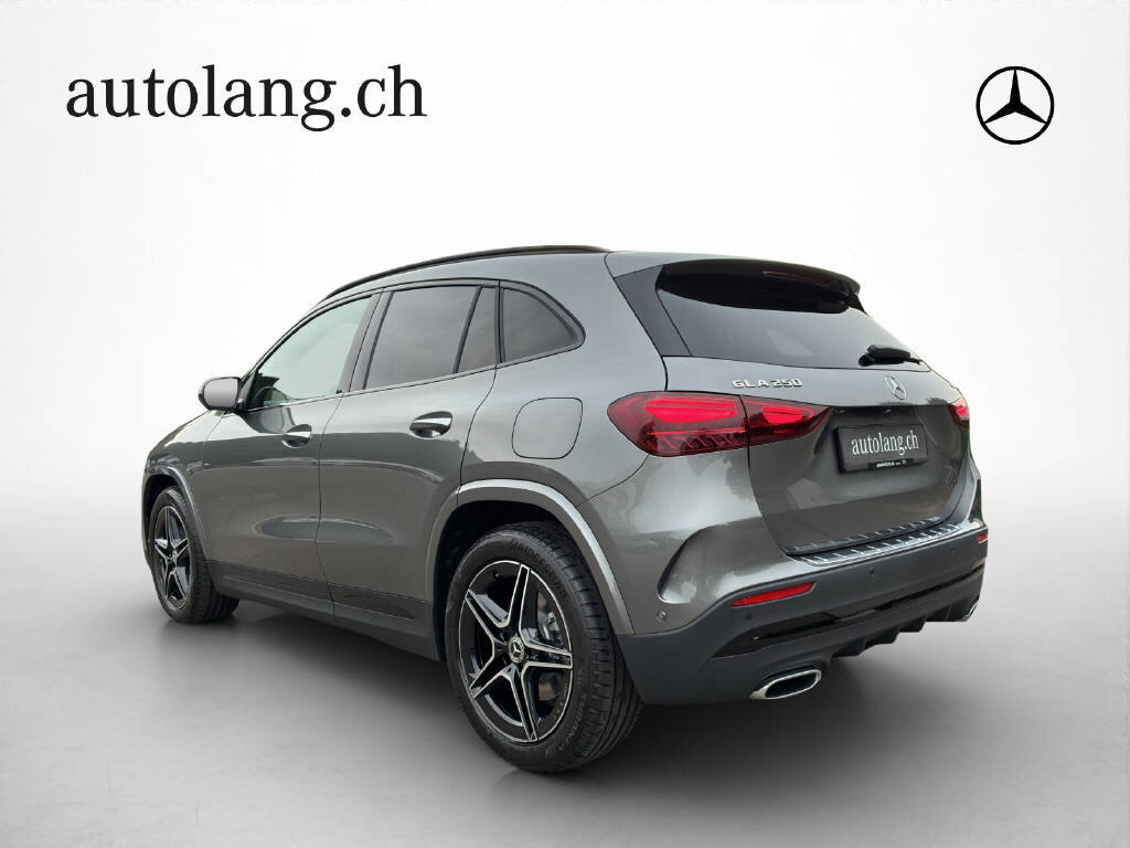 MERCEDES-BENZ GLA 250 AMG Line 4Matic Swiss Star, Mild-Hybrid Petrol/Electric, New car, Automatic - 4